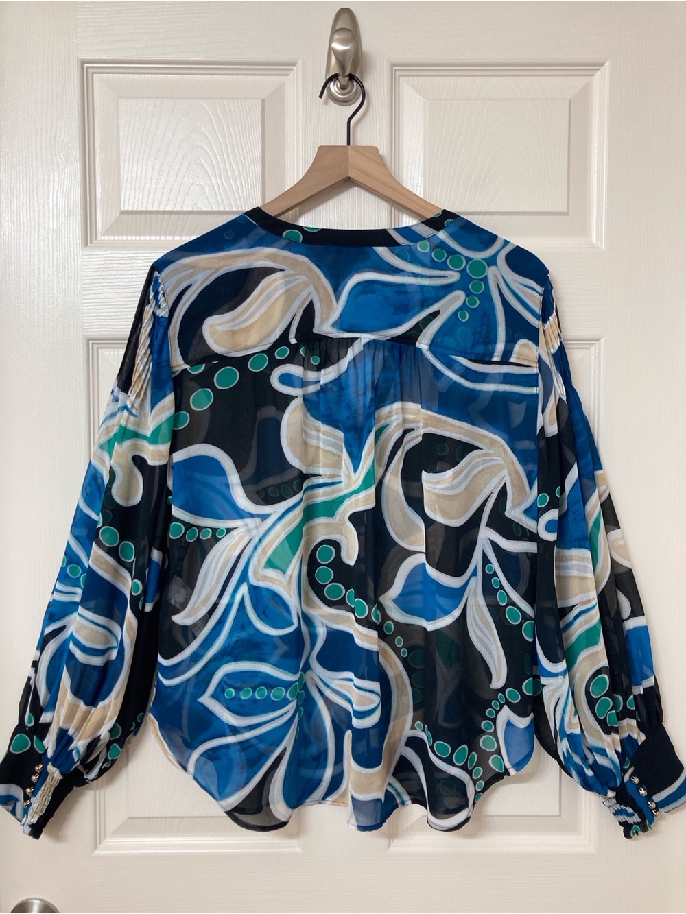 Chico’s 3 Black Blue Bold Floral Sheer Button Up Shirt XL Resort Whimsigoth Boho - Picture 5 of 6